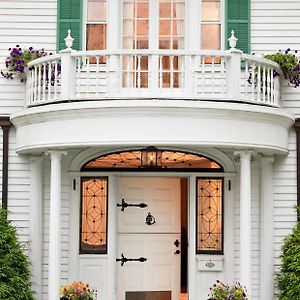 Hampton Terrace Inn